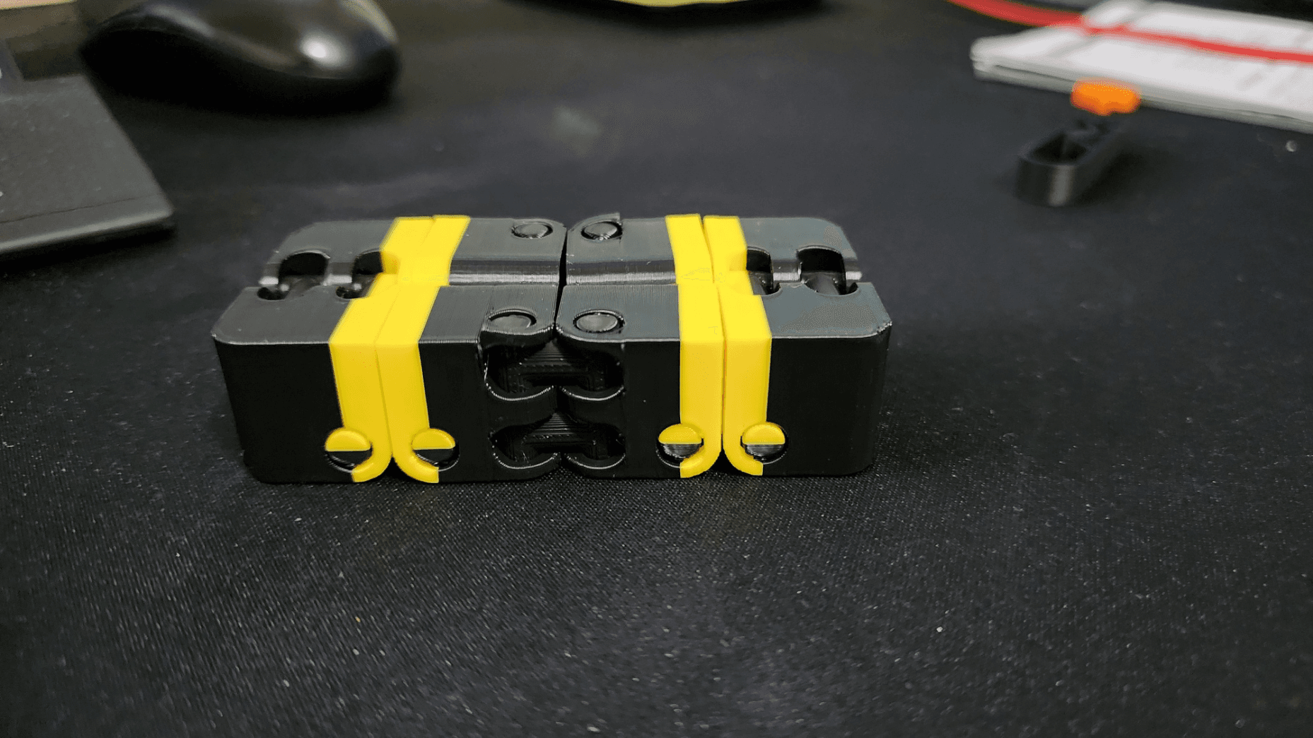 Clickity Clack Infini Cube - Image 2