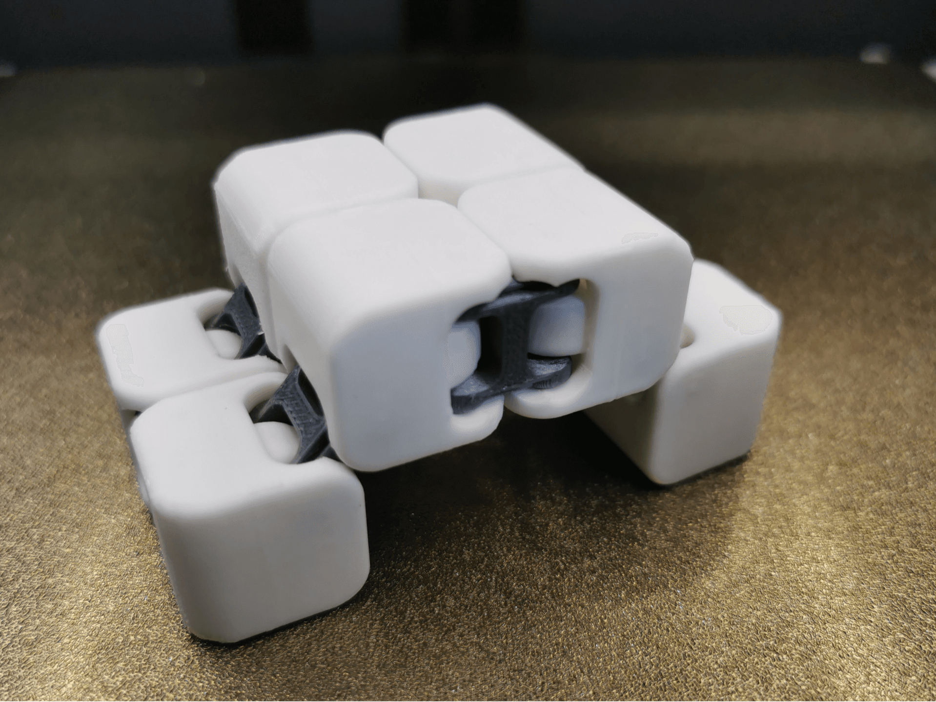 Clicking Kobayashi Anti-Anti-stress Cube