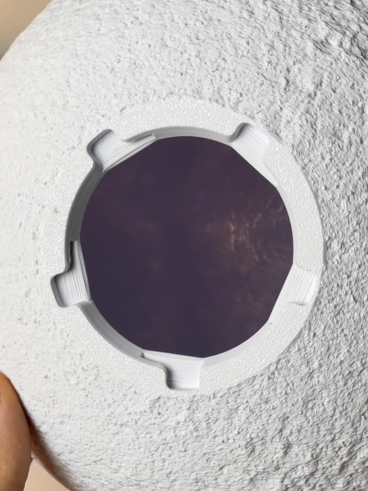 Lune Lampe With Wavy Support Fuzzy Skin - Image 4