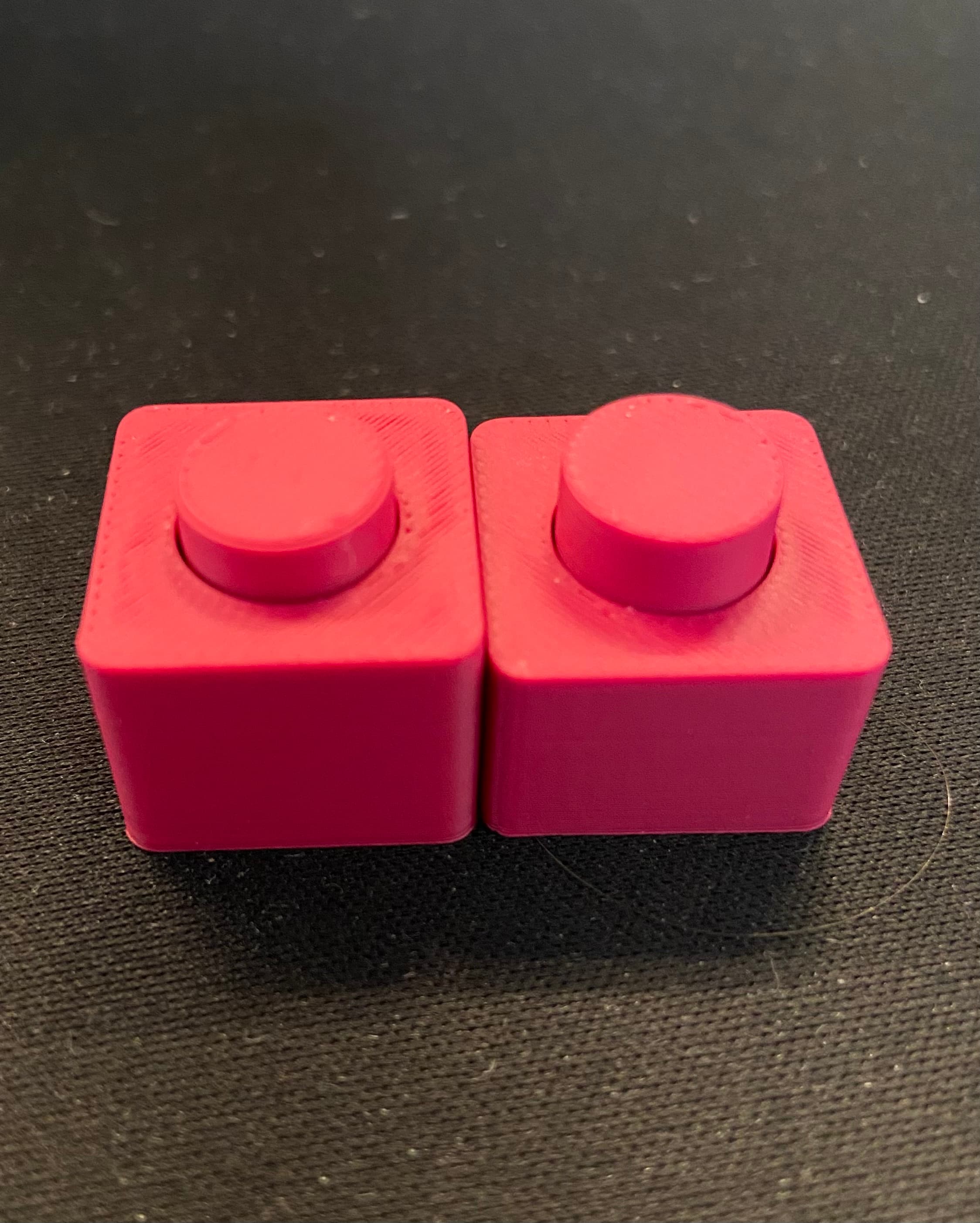 Anti-Anti-stress Button Min G - Image 3